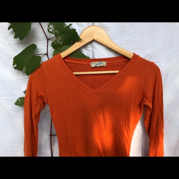 🔥Orange V-Neck Long-Sleeve Top💅🏻 - Picture 3 of 6